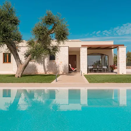 Gelso Bianco Con Piscina